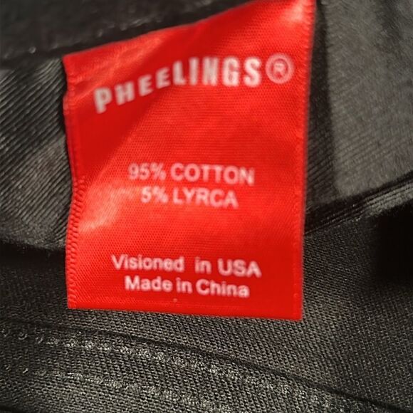 Pheelings Distressed Black Men’s Flare Stacked Jeans! Size 30 - Picture 7 of 8